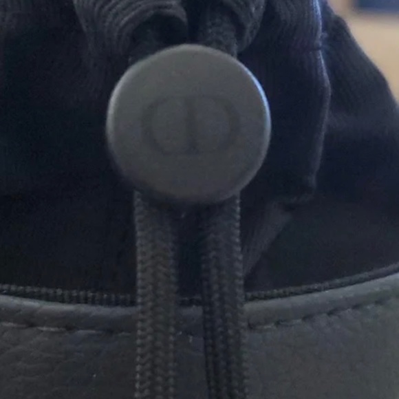 DIOR Bag & Towel Gift Set SAUVAGE NEW BOX - Picture 5 of 7